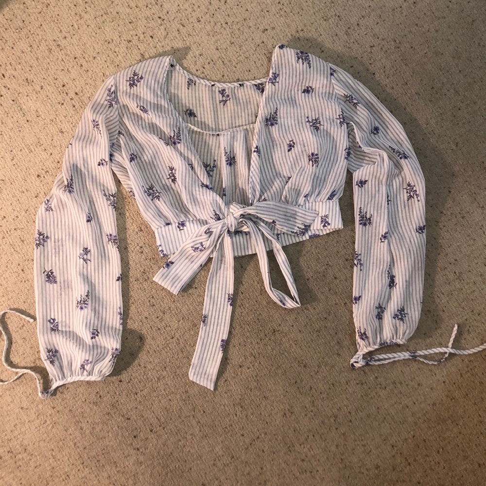 White/Blue Sheer Flower Blouse